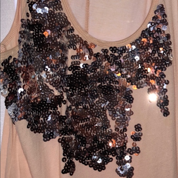 Express Razorback medium sequin tank - Picture 3 of 6
